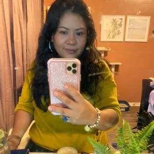 Meet your Posher, Mayra